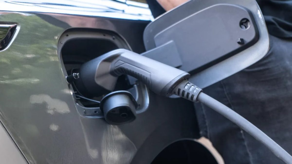 Зарядный порт Changan Eado Plus