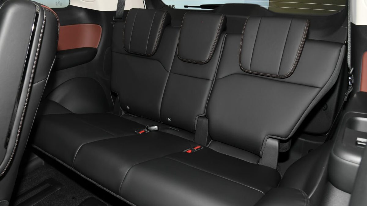 GAC E8 PHEV Ultra — третий ряд сидений