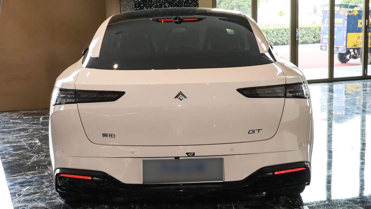 GAC Hyptec GT 710 Max — вид сзади