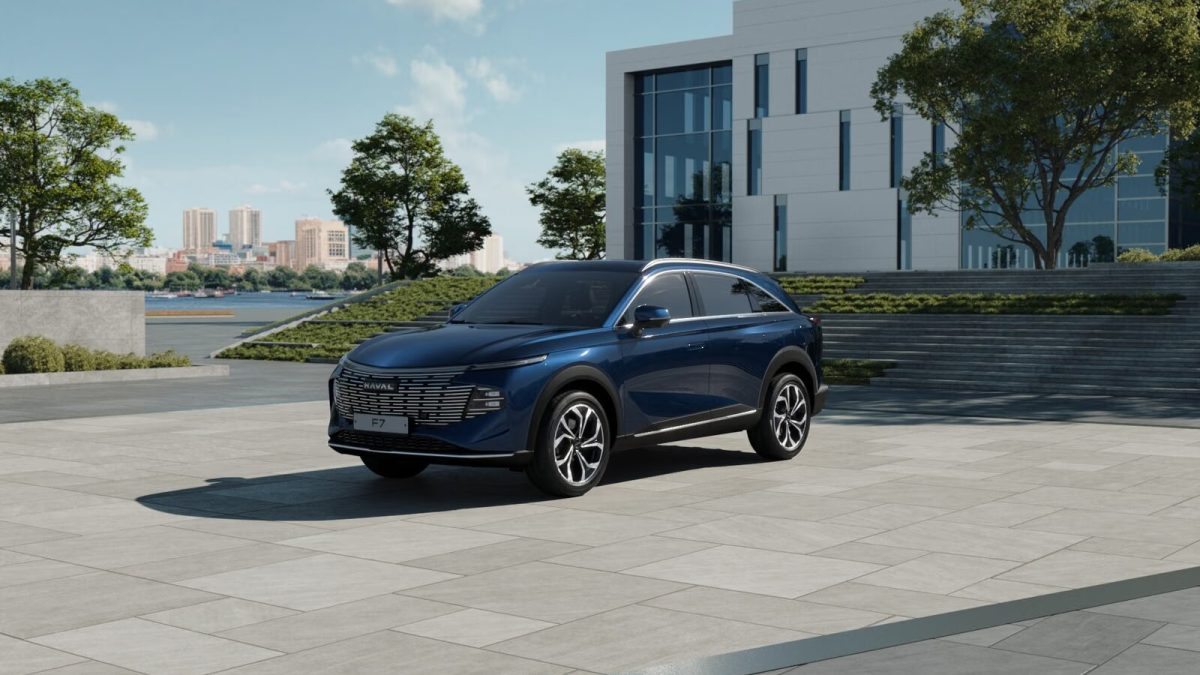 Haval F7 спереди в три четверти