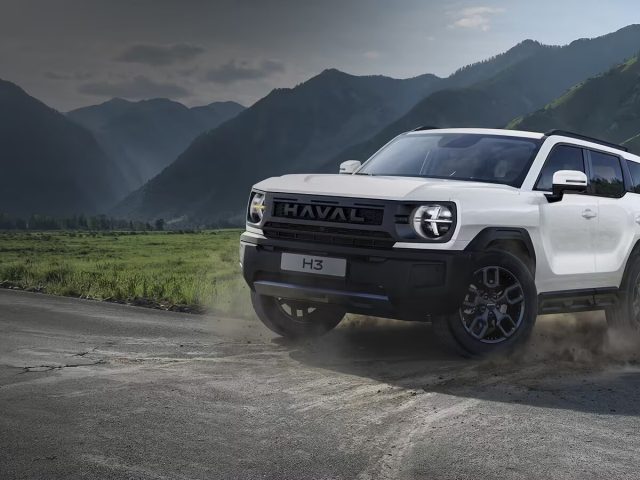 Haval H3 на горной дороге