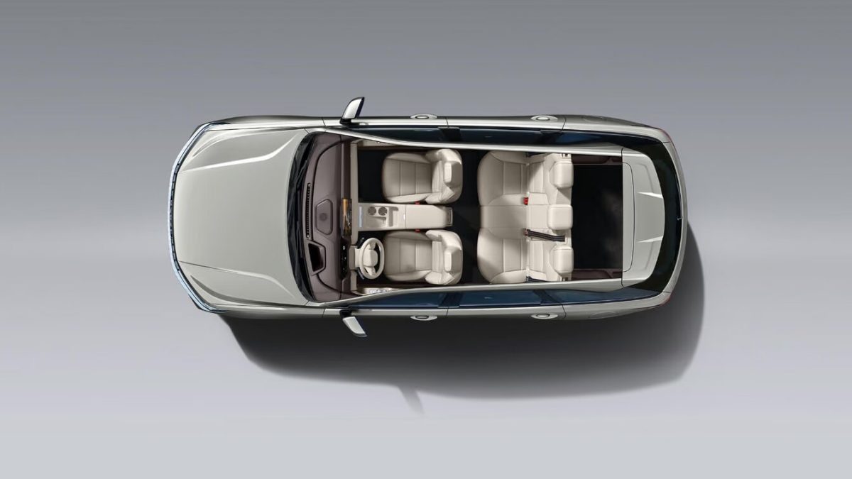 Haval Xiaolong Max второго поколения — компоновка пятиместного салона сверху