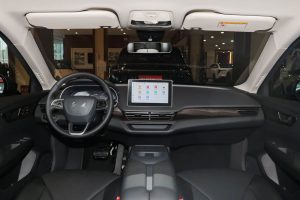 Hongqi E-QM5 на заказ из Китая