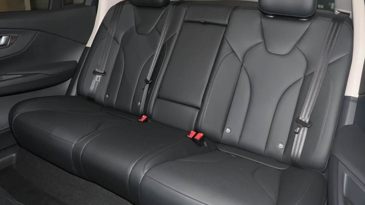 Hongqi E-QM5 на заказ из Китая