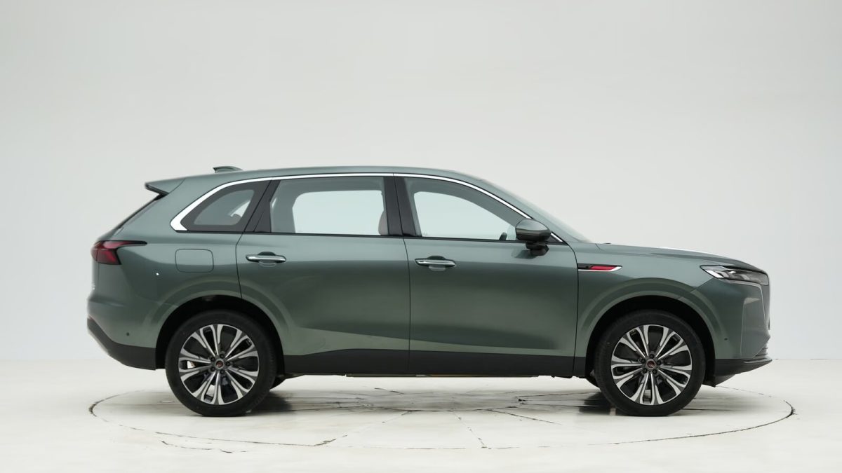 Hongqi HS6 на заказ из Китая