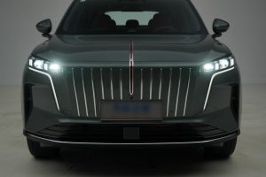 Hongqi HS6 на заказ из Китая