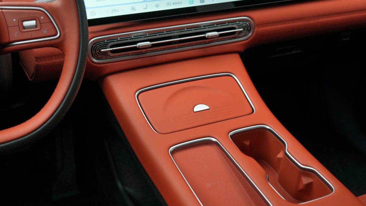 Hongqi HS6 на заказ из Китая