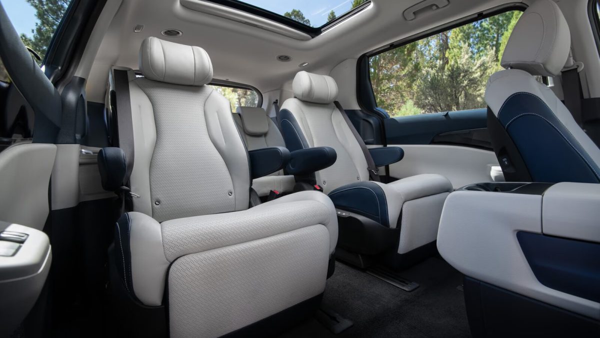 Kia Carnival на заказ из Кореи