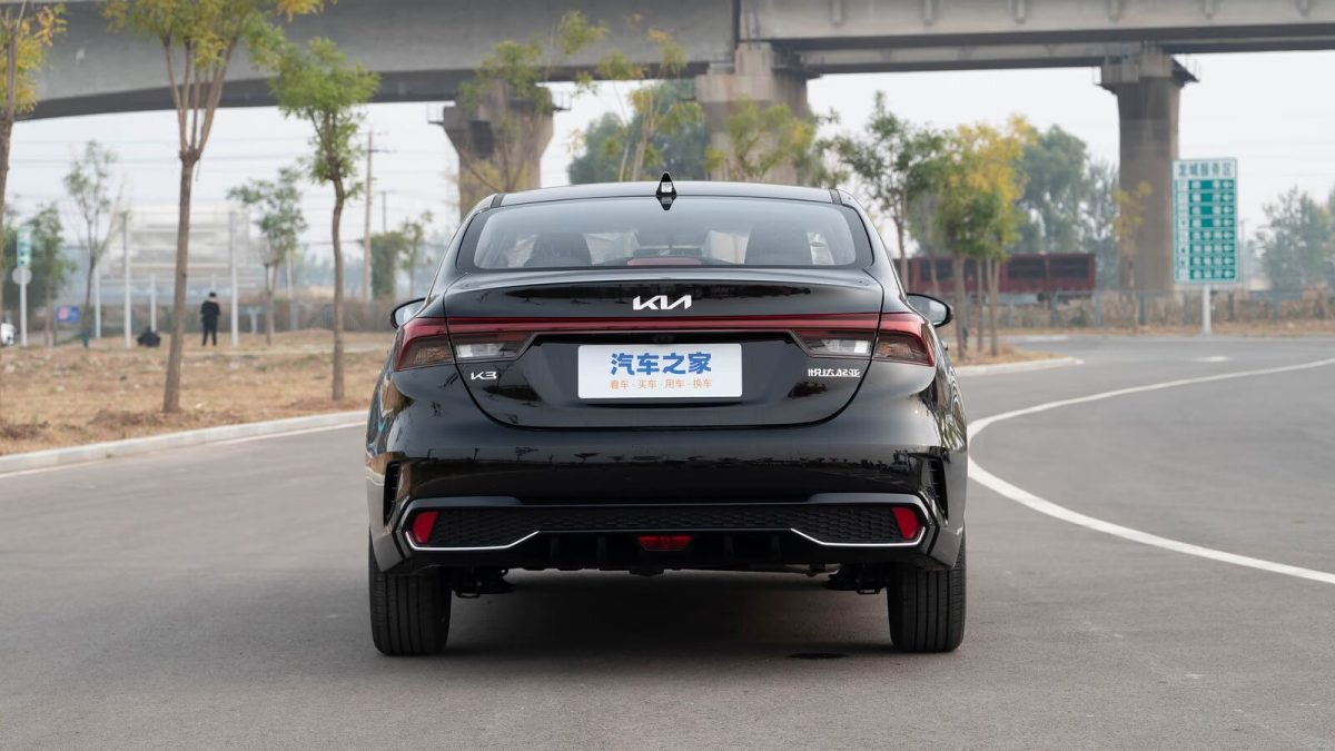 Kia K3 на заказ из Китая