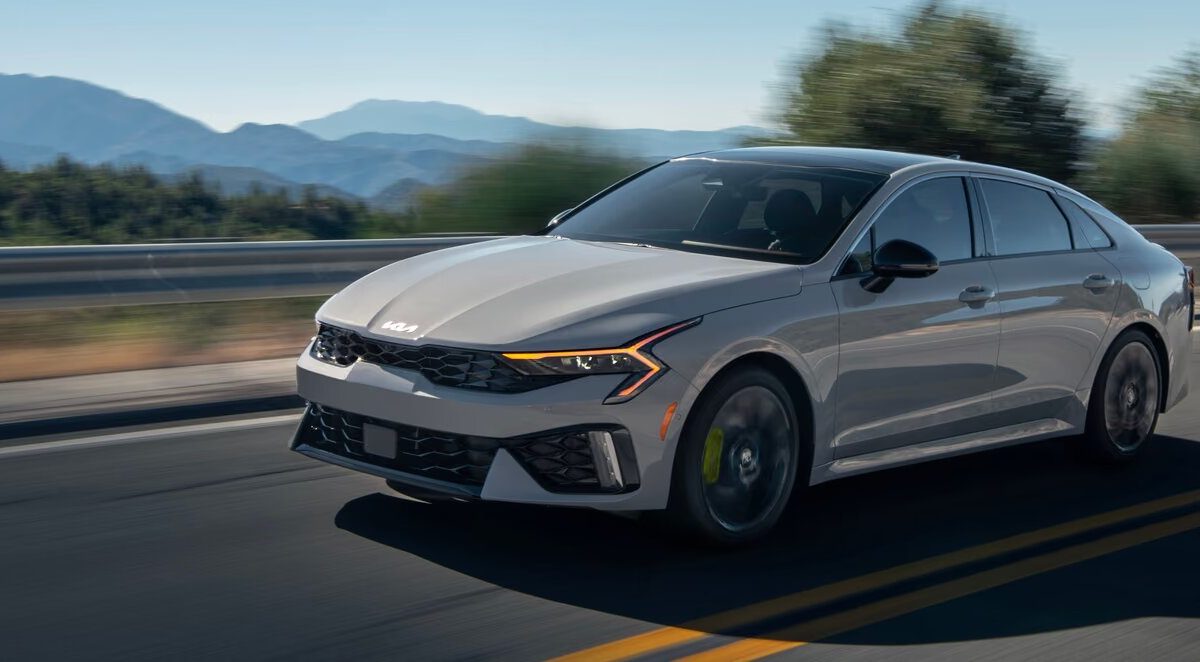 Kia K5 на заказ из Китая