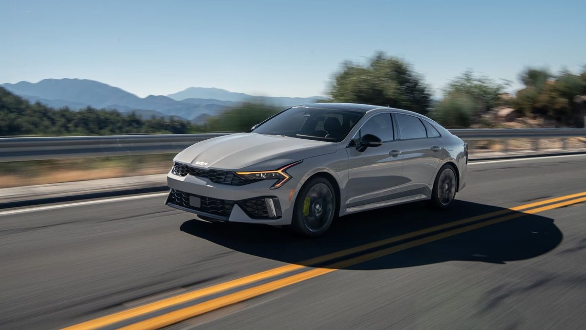 Kia K5 на заказ из Китая