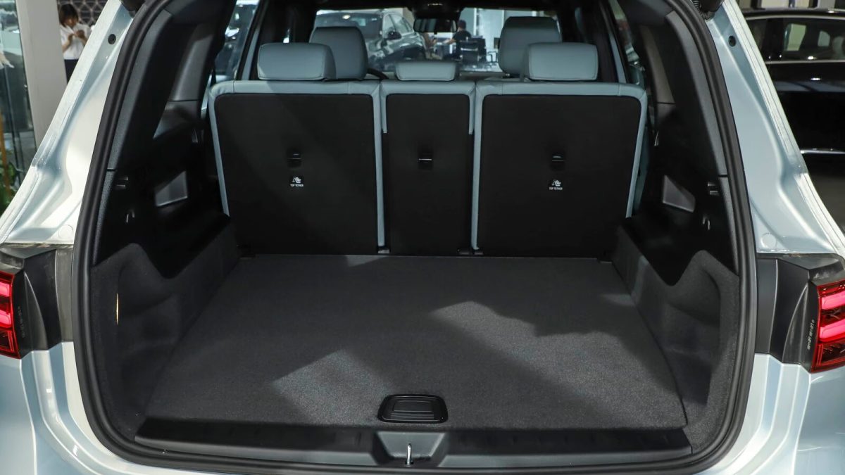 Mercedes-Benz EQB на заказ из Китая