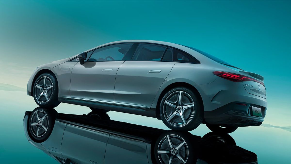 Mercedes-Benz EQE на заказ из Китая