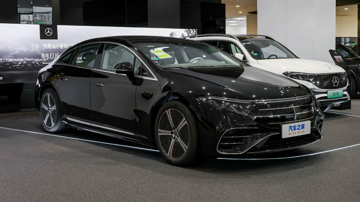 Mercedes-Benz EQS на заказ из Китая