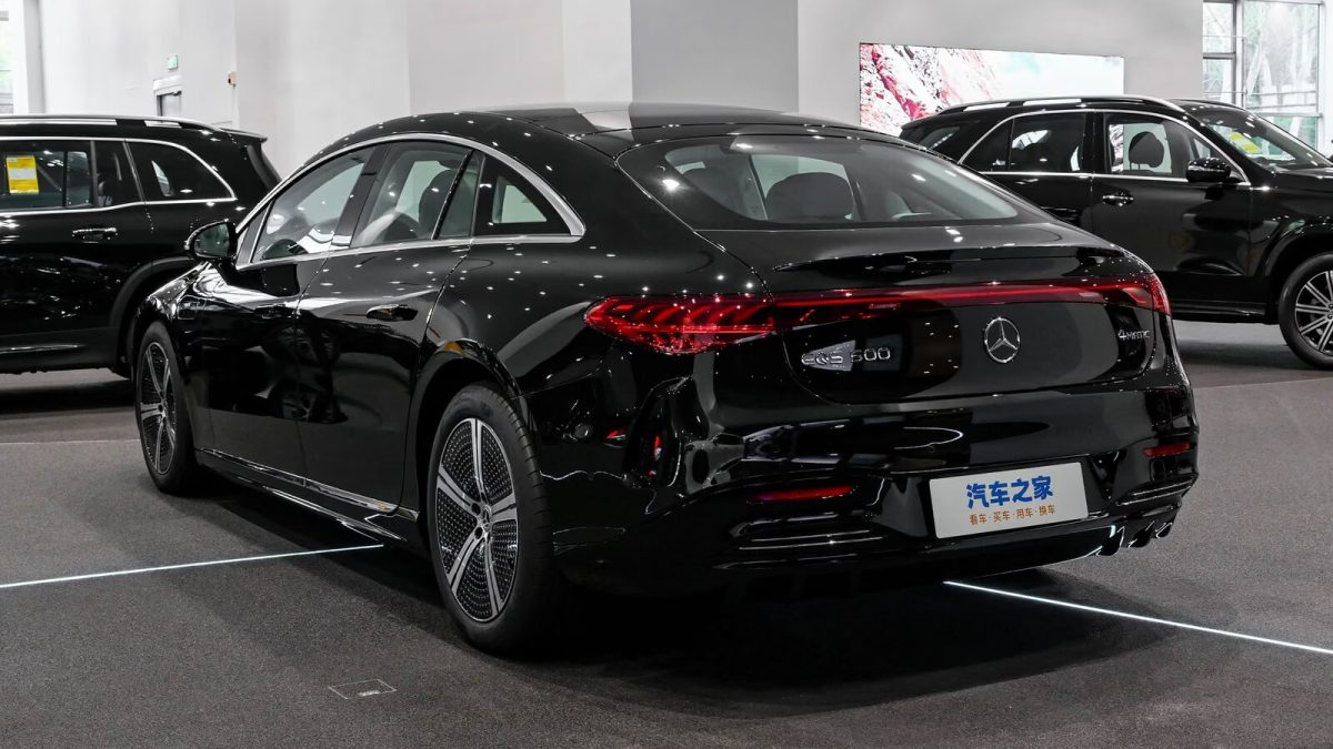 Mercedes-Benz EQS на заказ из Китая