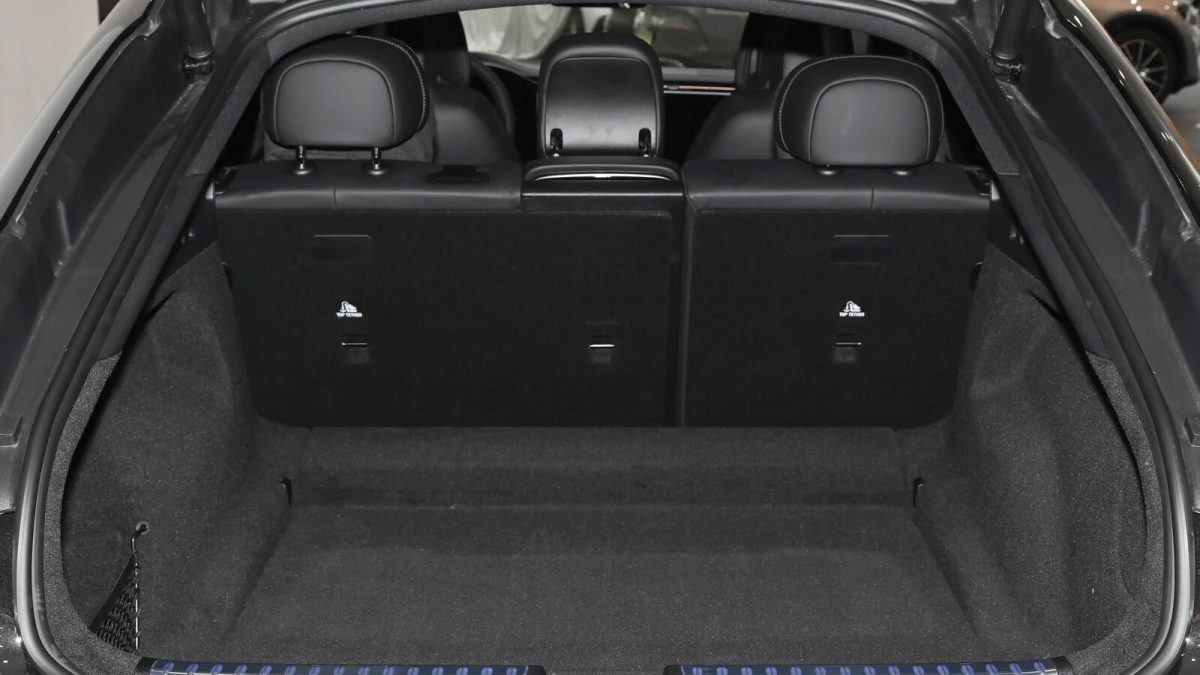 Mercedes-Benz EQS на заказ из Китая