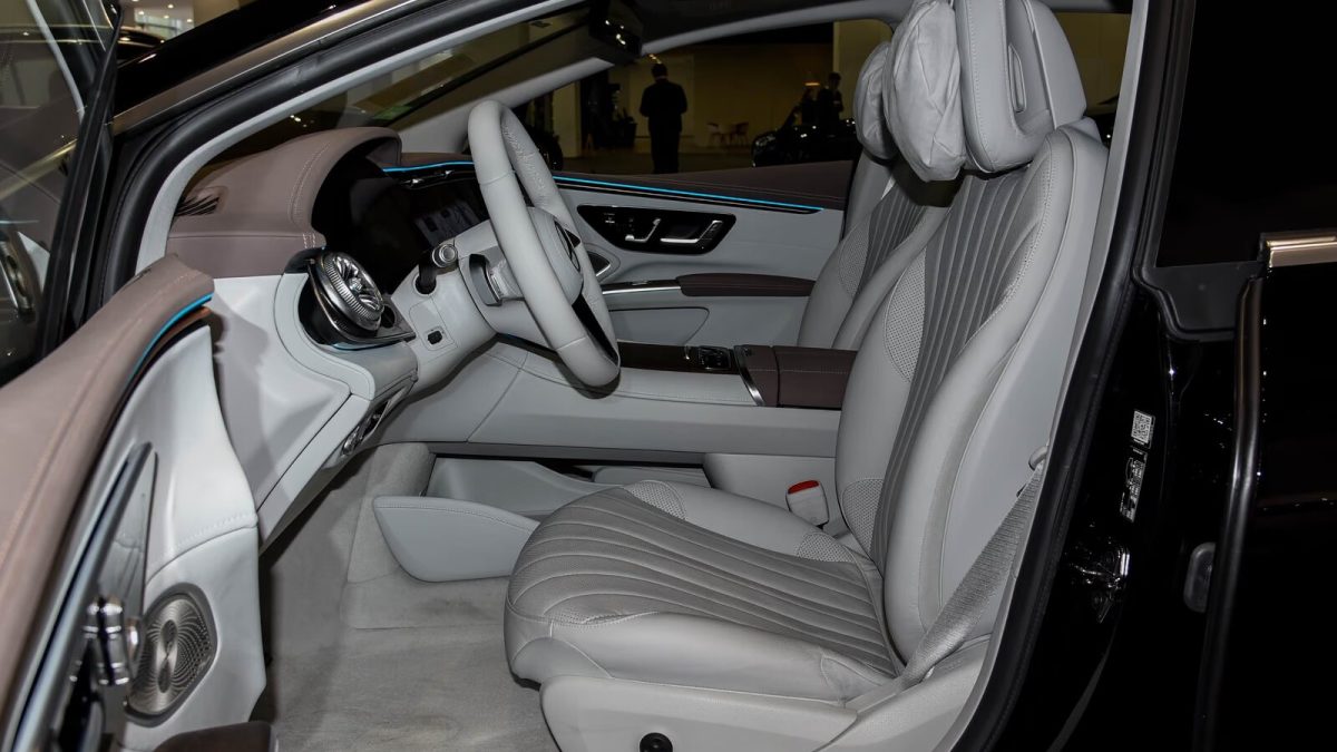 Mercedes-Benz EQS на заказ из Китая