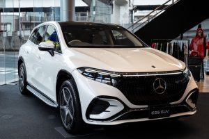 Mercedes-Benz EQS SUV на заказ из Китая