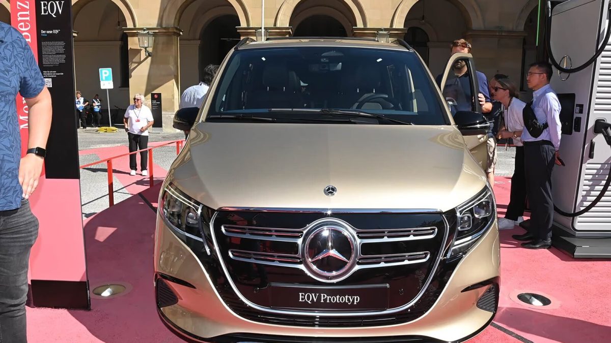 Mercedes-Benz EQV на заказ из Китая
