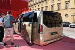 Mercedes-Benz EQV на заказ из Китая