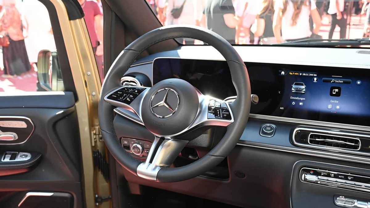 Mercedes-Benz EQV на заказ из Китая