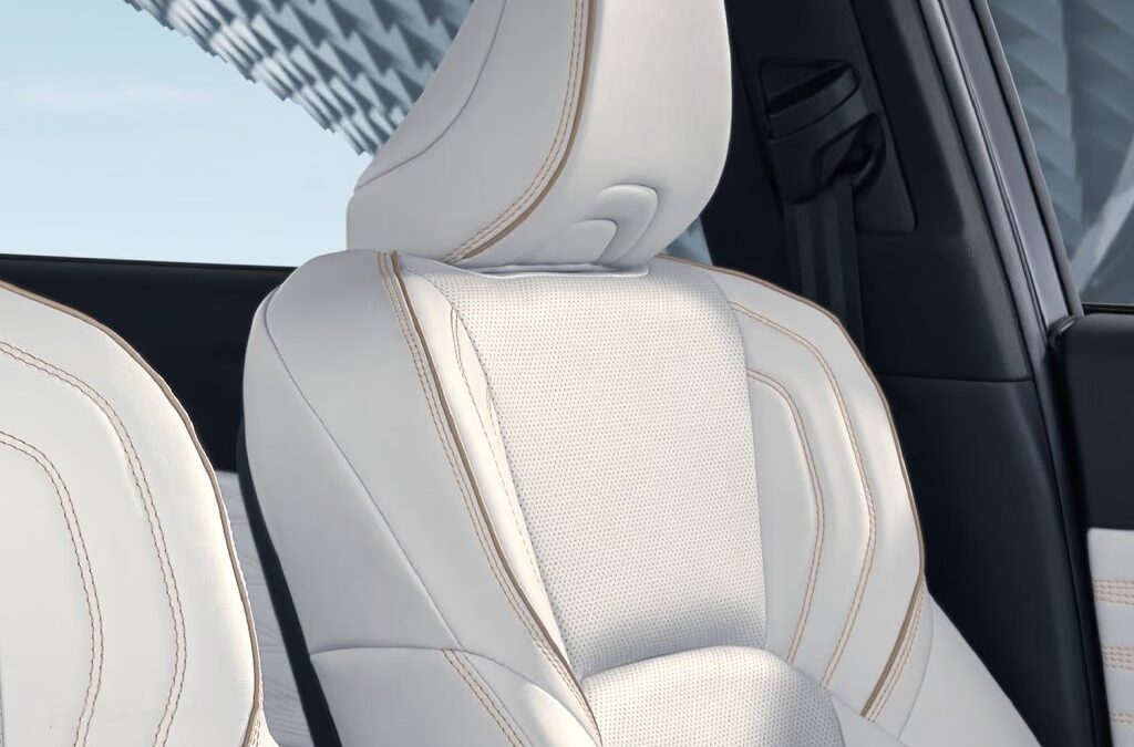Переднее кресло Toyota Avalon крупным планом