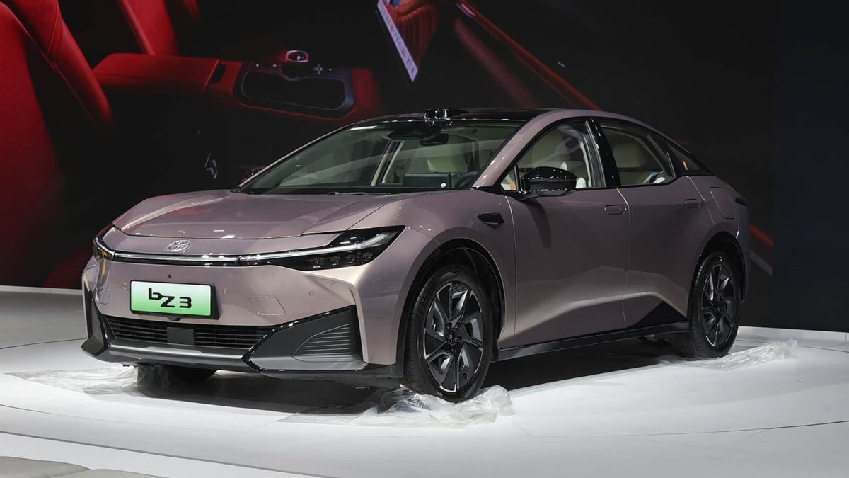 Toyota bZ3 актуального модельного года