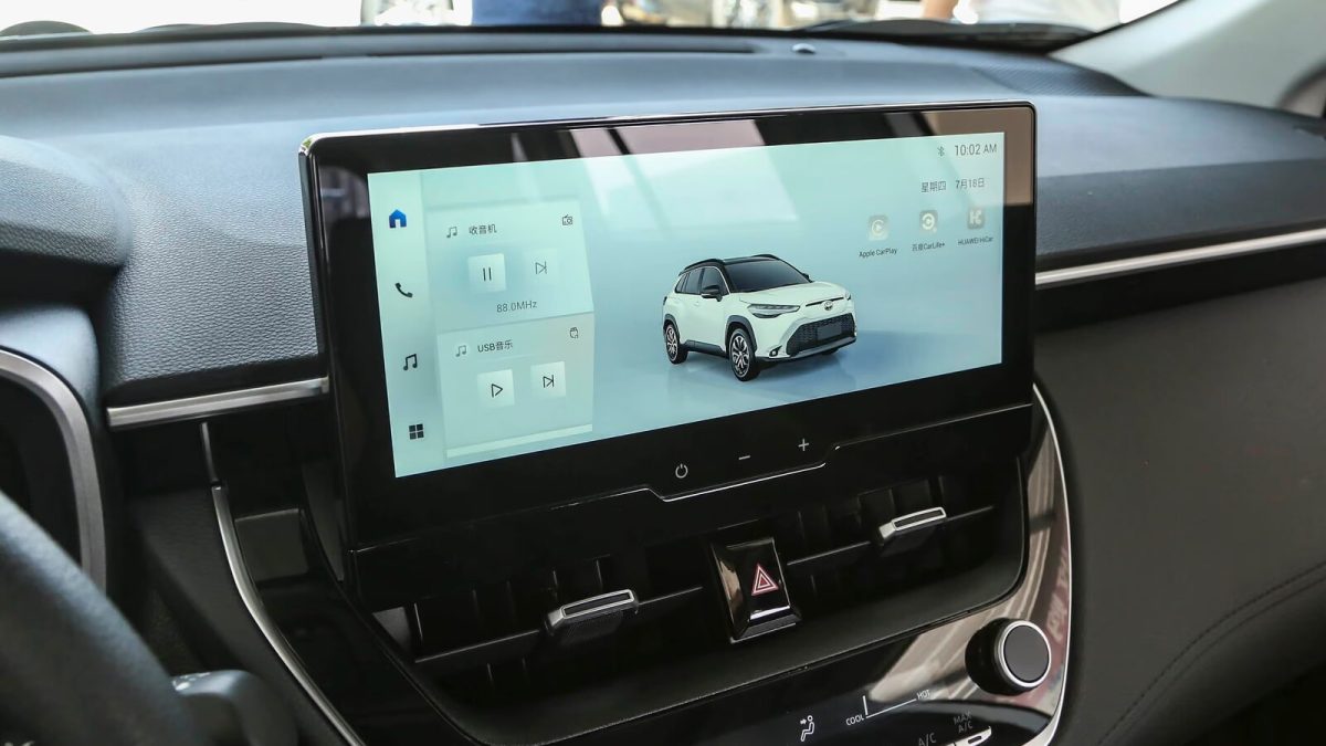 Toyota Frontlander — центральный экран