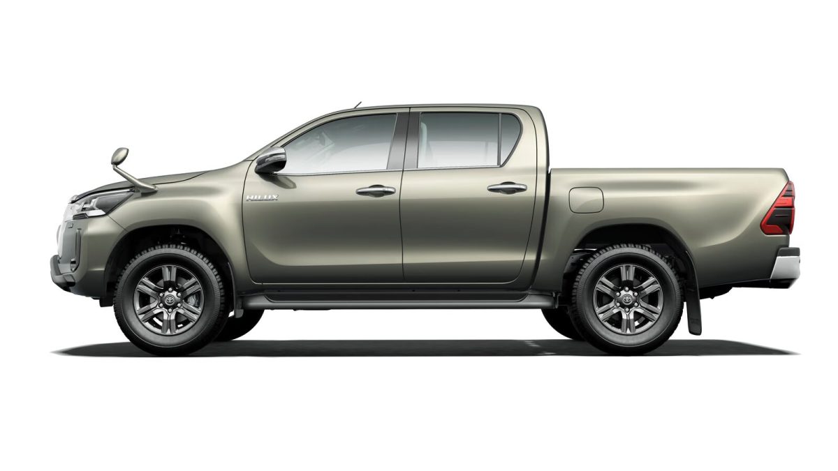 Toyota Hilux — бронзовый кузов в профиль