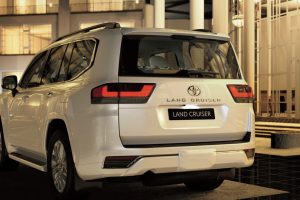 Toyota Land Cruiser 300 на заказ из ОАЭ