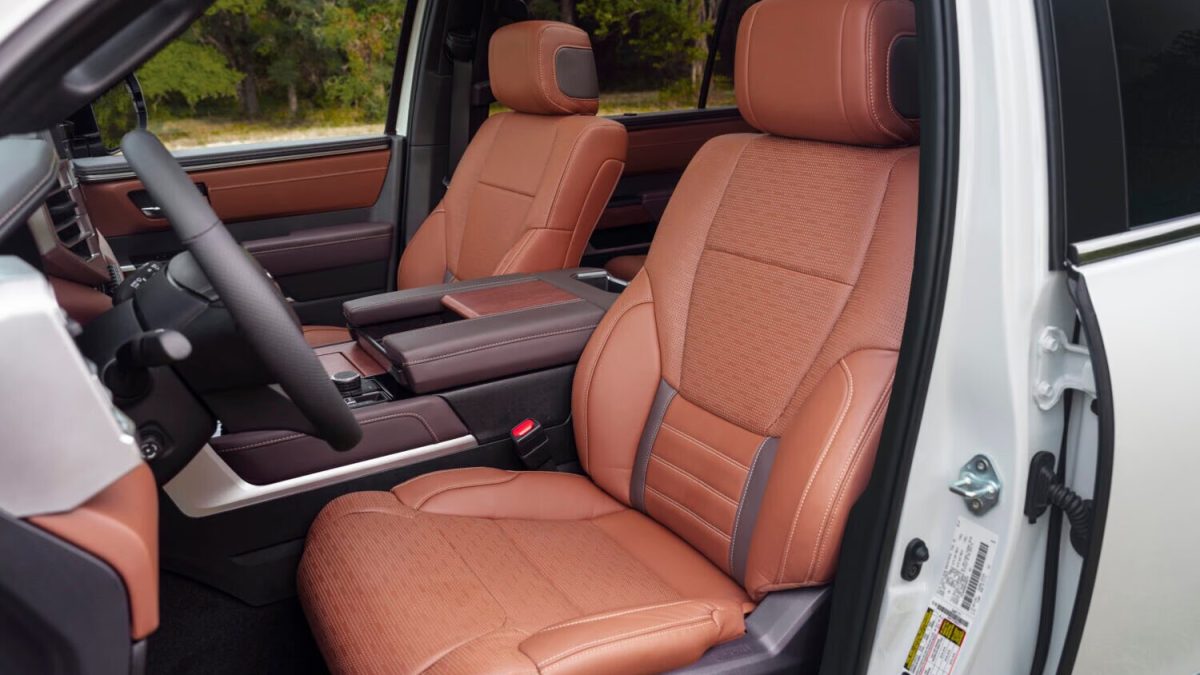 Toyota Sequoia на заказ из ОАЭ